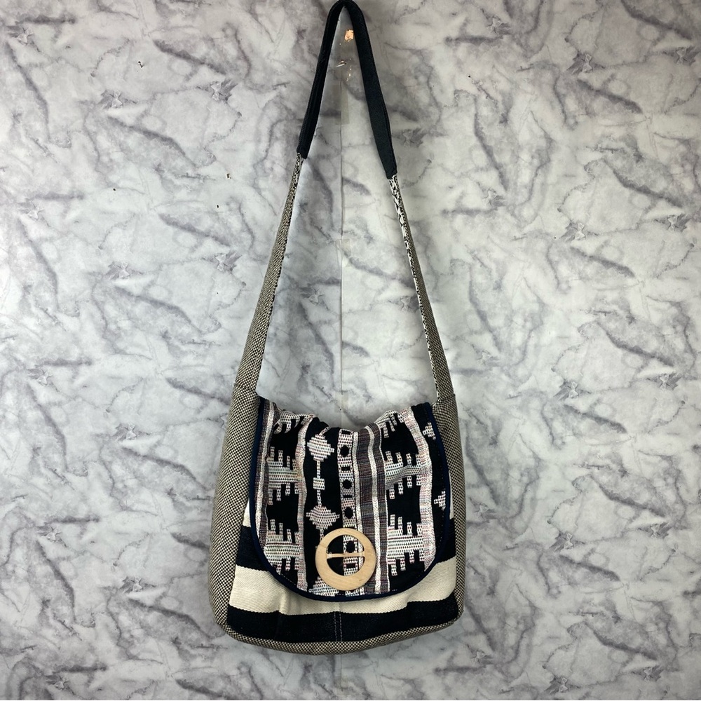 Sage & Harper Messenger Bag